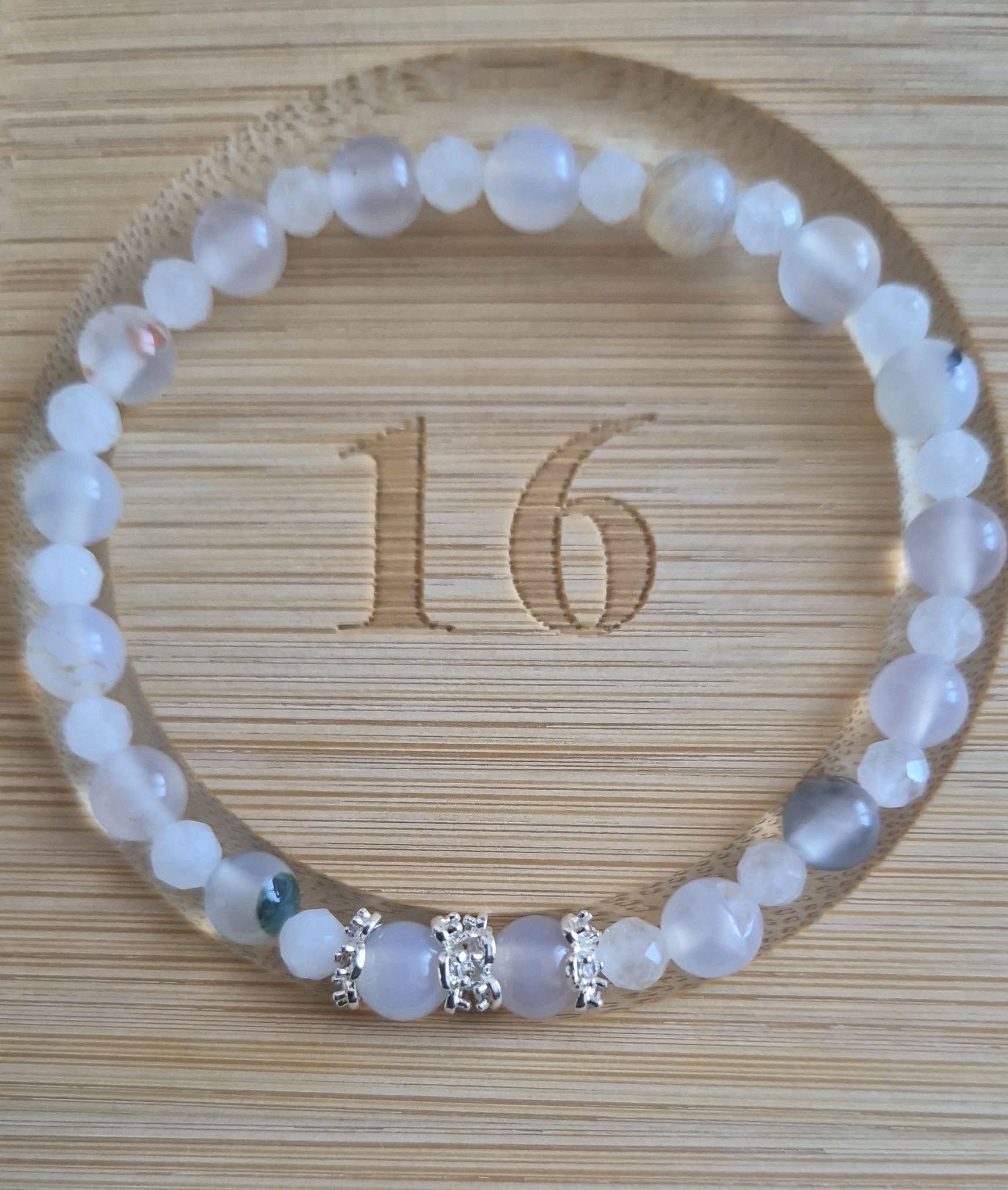 Agato ir mėnulio akmuo